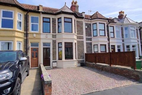 3 bed property, in Chester Park Road, £355,000