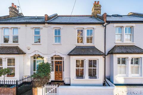 3 bed property, in Percy Road, £780,000