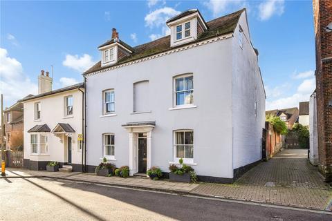 5 bed property, in Hyde Street, £1,170,000