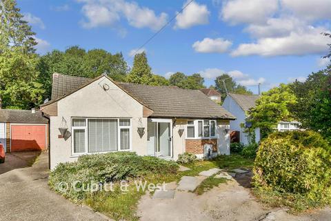 2 bed property, in Greenhill Avenue, £475,000