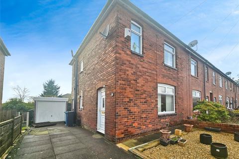 3 bed property, in Old Lane, £190,000