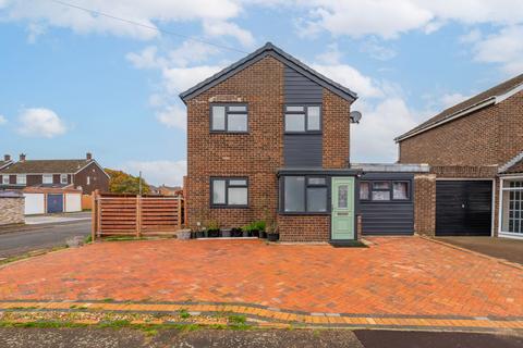 4 bed property, in Norman Drive, £325,000