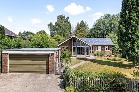 4 bed property, in Corseley Road, £825,000