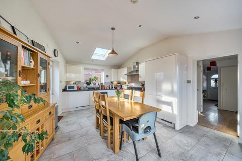 4 bed property, in The Witheys, £450,000