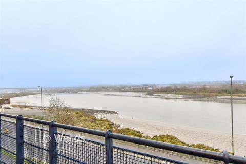 1 bed property, in Fennel Close, £200,000