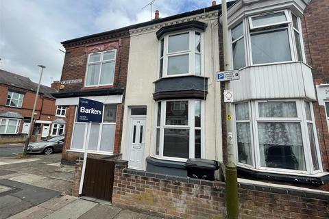 3 bed property, in Wilberforce Road, £200,000