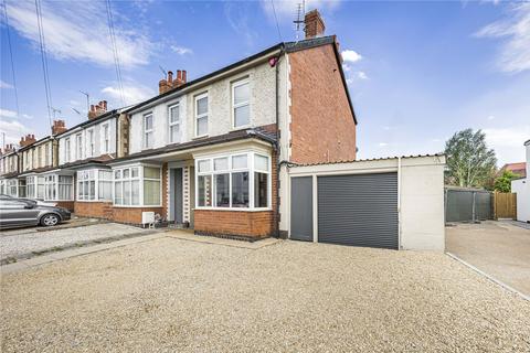 3 bed property, in Prestbury Road, £439,950