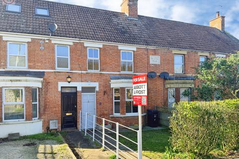 2 bed property, in Burton Row, £285,000