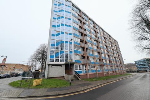 1 bed property, in Flat 7, £110,000