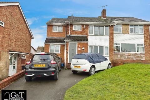 4 bed property, in Westminster Road, £250,000