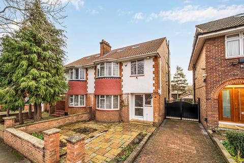 4 bed property, in Bowes Road, £950,000