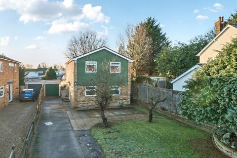 4 bed property, in Eastfield Road, £700,000