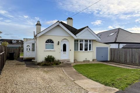 2 bed property, in Greenbank Avenue, £335,000