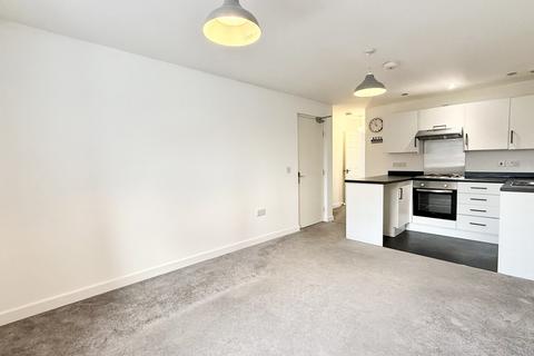 1 bed property, in Haynes Road, £100,000