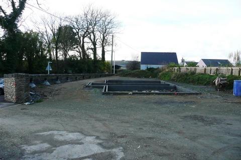 3 bed property, in St. Davids Road, £99,950