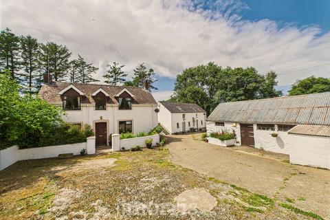 6 bed property, in Letterston, £695,000