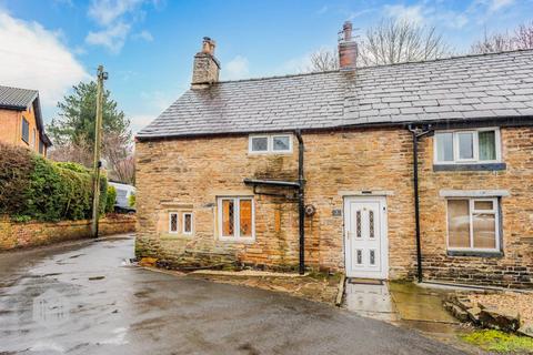 2 bed property, in Pollards Lane, £290,000