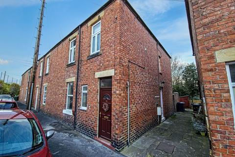 2 bed property, in Prior Terrace, £85,000