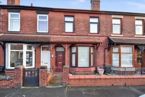 2 bed property, in Devonshire Road, £150,000