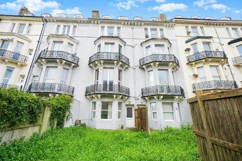 9 bed property, in Devonshire Road, £400,000