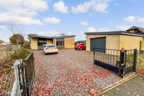 3 bed property, in Marden Road, £650,000