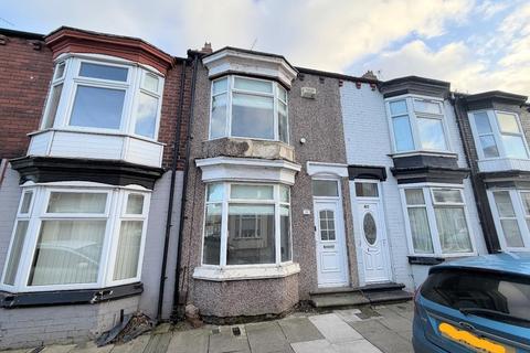 2 bed property, in Kildare Street, £60,000