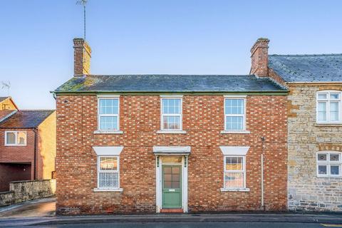 3 bed property, in West Street, £445,000