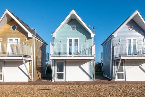 1 bed property, in Duver Road, £230,000