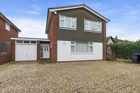 4 bed property, in Shalloak Road, £425,000