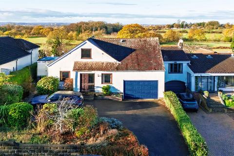 4 bed property, in Longwood Road, £575,000
