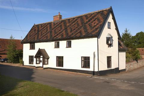 6 bed property, in Withersdale Road, £650,000