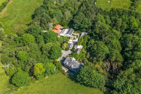 4 bed property, in Lezerea, £595,000