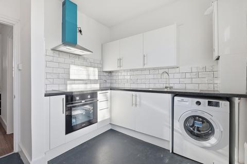 1 bed property, in Millais Road, £400,000