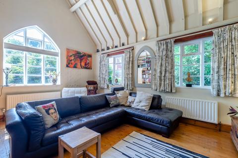 4 bed property, in School Lane Walton Stafford, £600,000