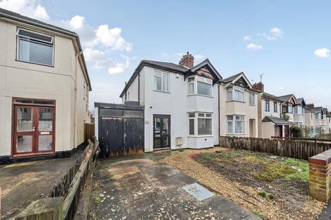 3 bed property, in Kenilworth Avenue, £600,000