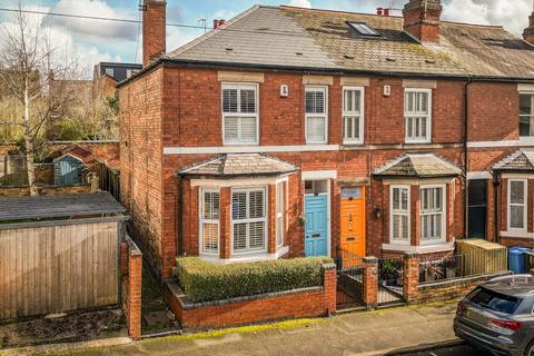 3 bed property, in Statham Street, £330,000