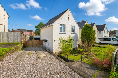 3 bed property, in Sunnybank, £220,000