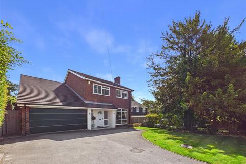 4 bed property, in Aston Hall Drive, £595,000