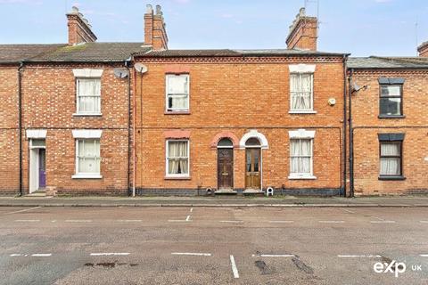 3 bed property, in Aylesbury Street, £250,000