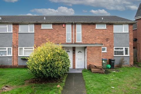 1 bed property, in Tudor Court, £80,000