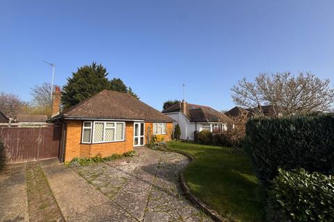 3 bed property, in Grove Park, £650,000