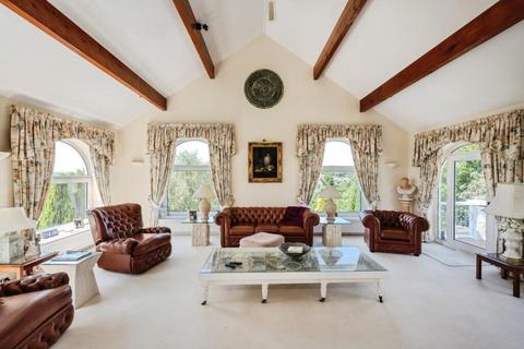 4 bed property, in Bronallt Road, £565,000