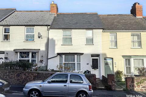 3 bed property, in West Street, £175,000