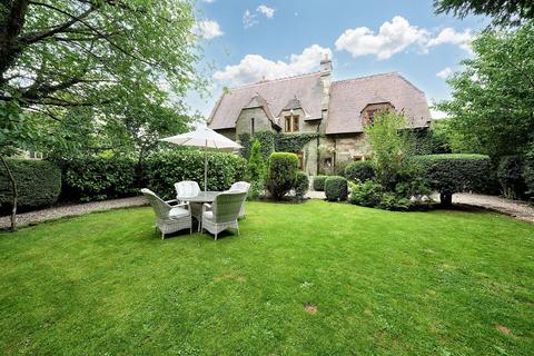 4 bed property, in The Old School House, £550,000
