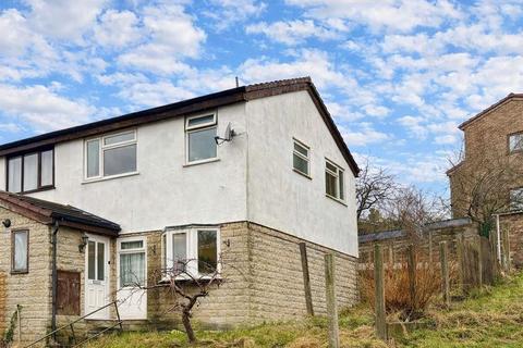 2 bed property, in Fernilee Close, £210,000