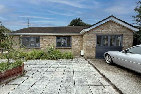 3 bed property, in Swansea Road, £295,000