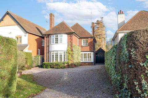 4 bed property, in Swithland Lane, £725,000