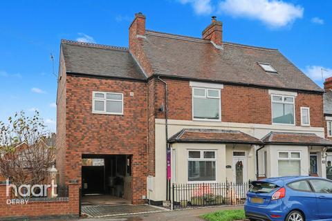 4 bed property, in Royal Hill Road, £340,000