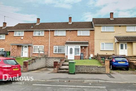 3 bed property, in Llanrumney Avenue, £230,000