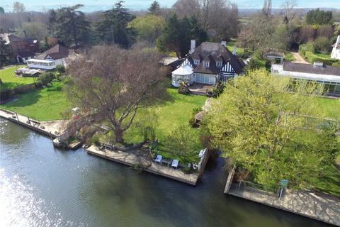 4 bed property, in Chertsey Lane, £1,200,000